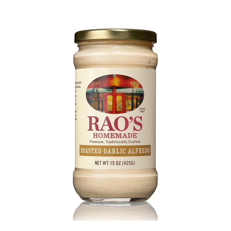 Rao’s Homemade Roasted Garlic Alfredo Sauce – 15 oz | Rich & Creamy Pasta Sauce | Keto Friendly & Carb Conscious | Premium Quality Blend of Parmesan & Romano Cheese