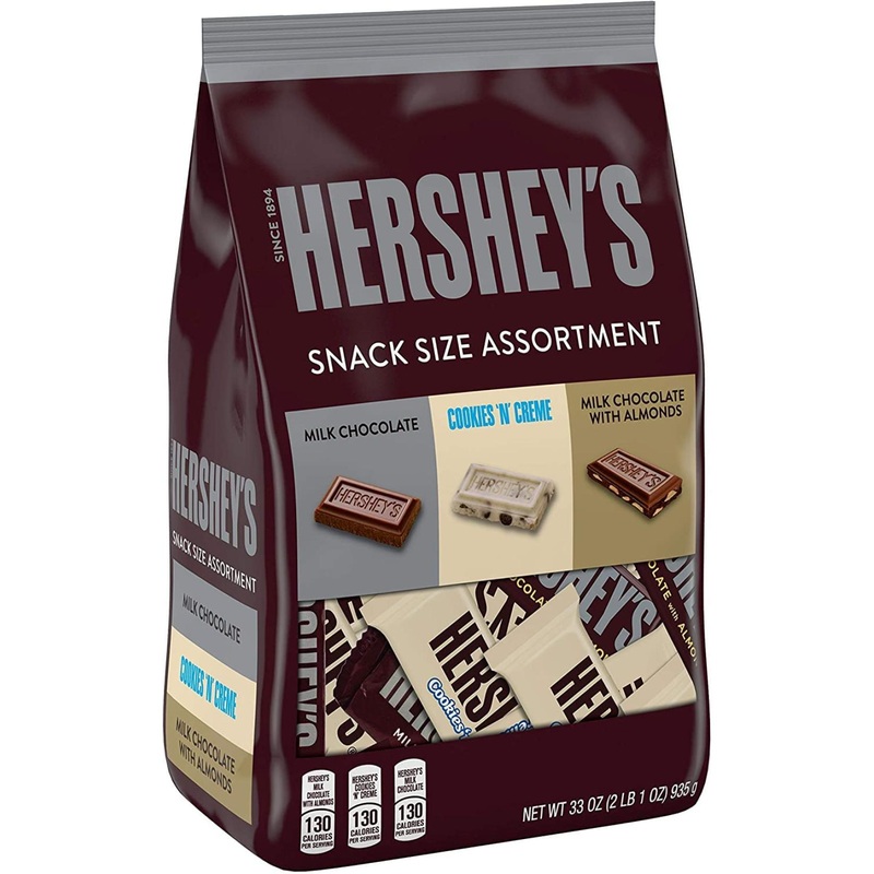 Hershey’s Assorted Snack Size Candy Bulk – 33 oz Bag | Perfect for Parties and Halloween Treats